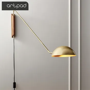 Artpad Italia Design Modern Lampă de Perete Metalic Rotativ cu Brat Lung pentru camera de zi Canapea Lumină Montate pe Perete Lampa cu Baza din Lemn