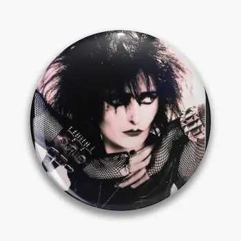 Siouxsie Sioux Siouxsie And The Banshe 【Personalizabil】Moale Butonul Pin Broșă Insigna Cadou Amuzant Pin Rever Decor Iubitoare De Bijuterii Pălărie